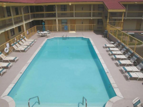  La Quinta Inn by Wyndham Nashville South  Нашвилл